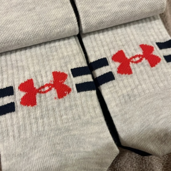 New 6 Under Armour Mens Socks - Picture 12 of 14